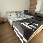 Mike - Free Parking Self Check-in Гижицко