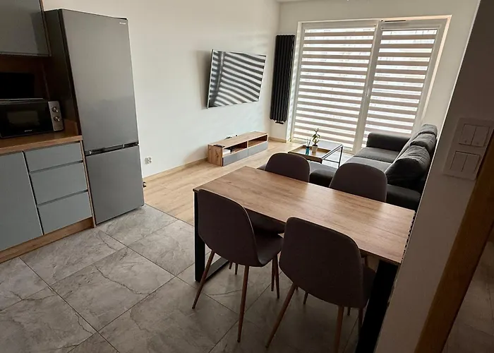 Mike - Free Parking Self Check-in * 기지크코