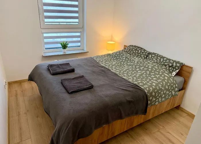 Apartment Mike - Free Parking Self Check-in *